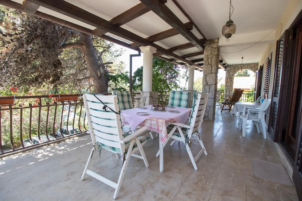 Apartments Luka Mali Losinj